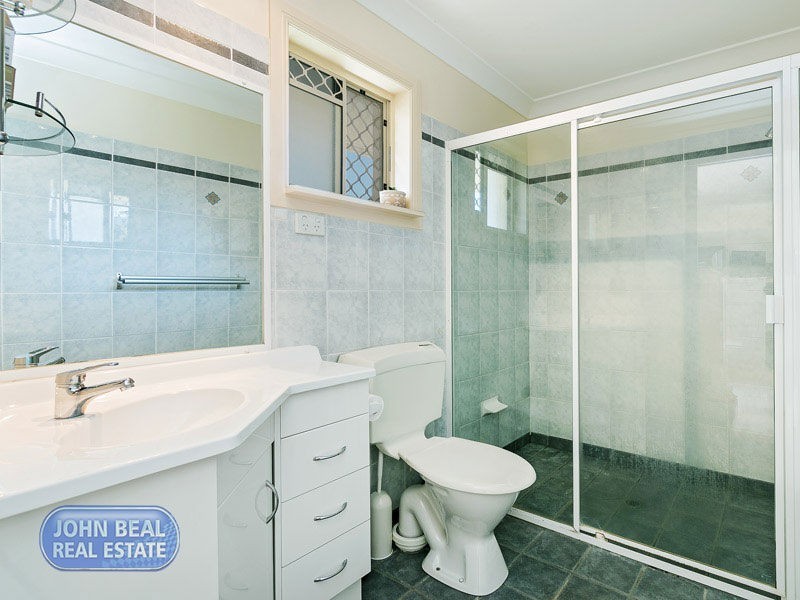 72 Griffith Road, Scarborough QLD 4020