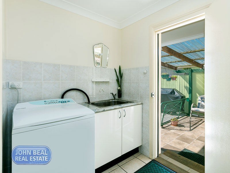 72 Griffith Road, Scarborough QLD 4020