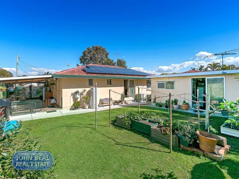 72 Griffith Road, Scarborough QLD 4020