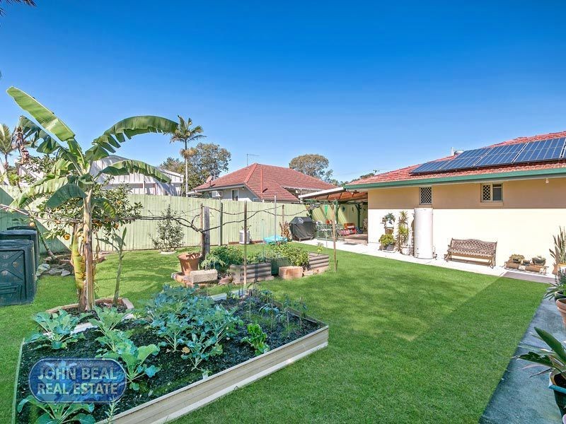 72 Griffith Road, Scarborough QLD 4020