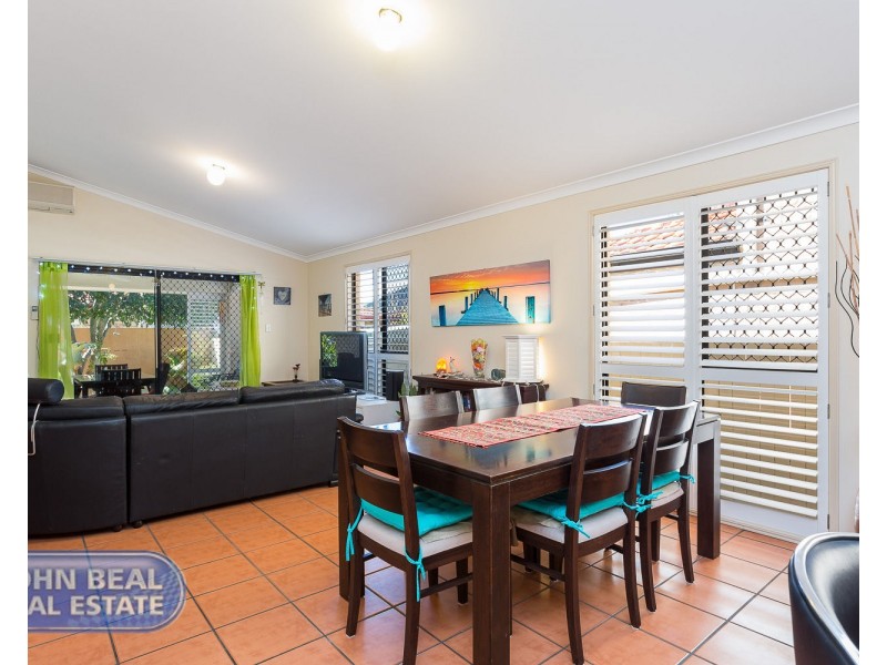 10a Queen Street, Scarborough QLD 4020