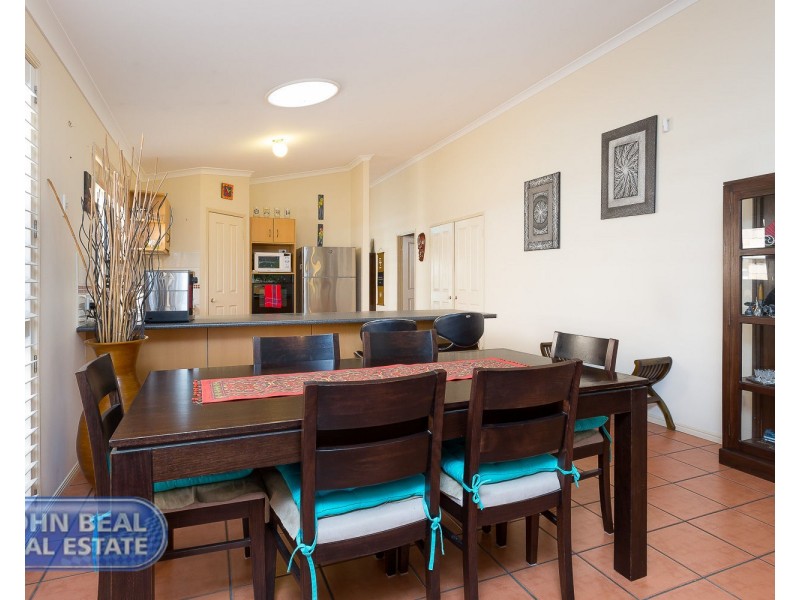 10a Queen Street, Scarborough QLD 4020