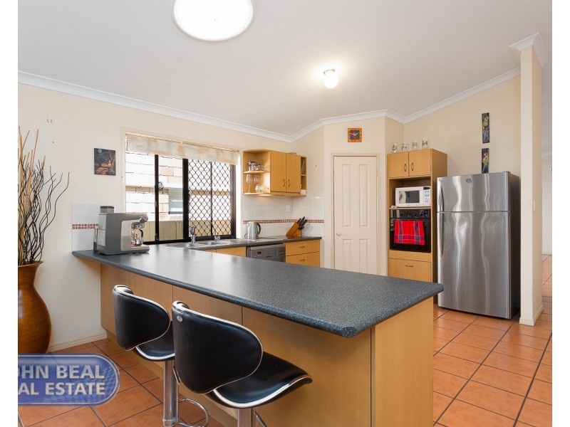 10a Queen Street, Scarborough QLD 4020