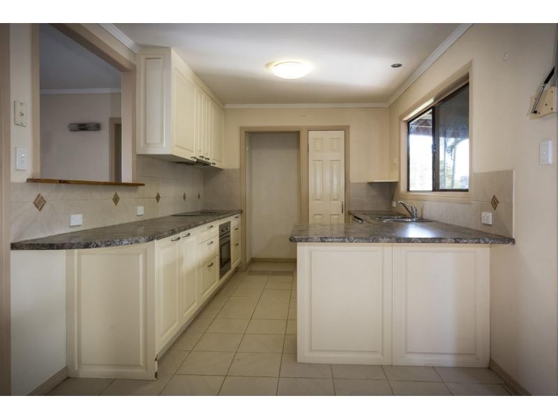 27 Pamrick Crescent, Clontarf QLD 4019