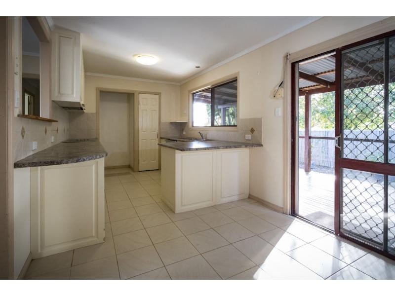 27 Pamrick Crescent, Clontarf QLD 4019