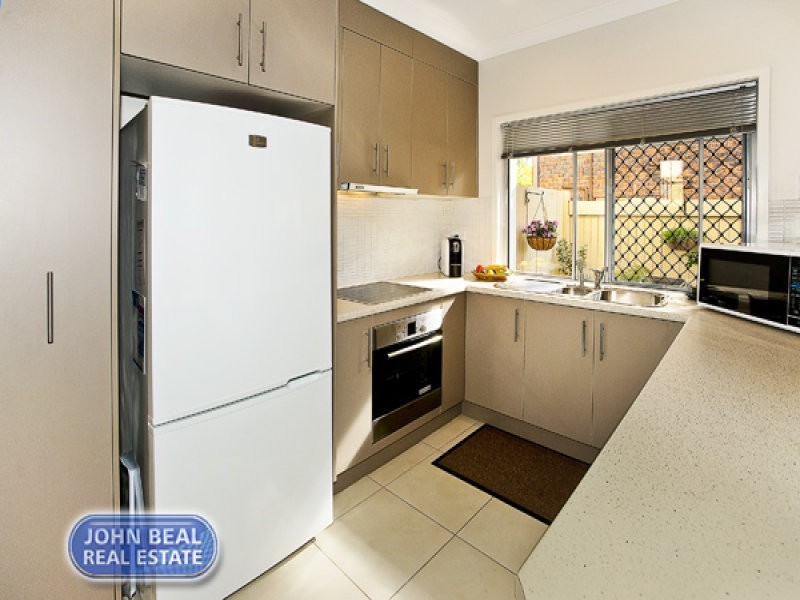 Unit 3/415 Scarborough Road, Scarborough QLD 4020