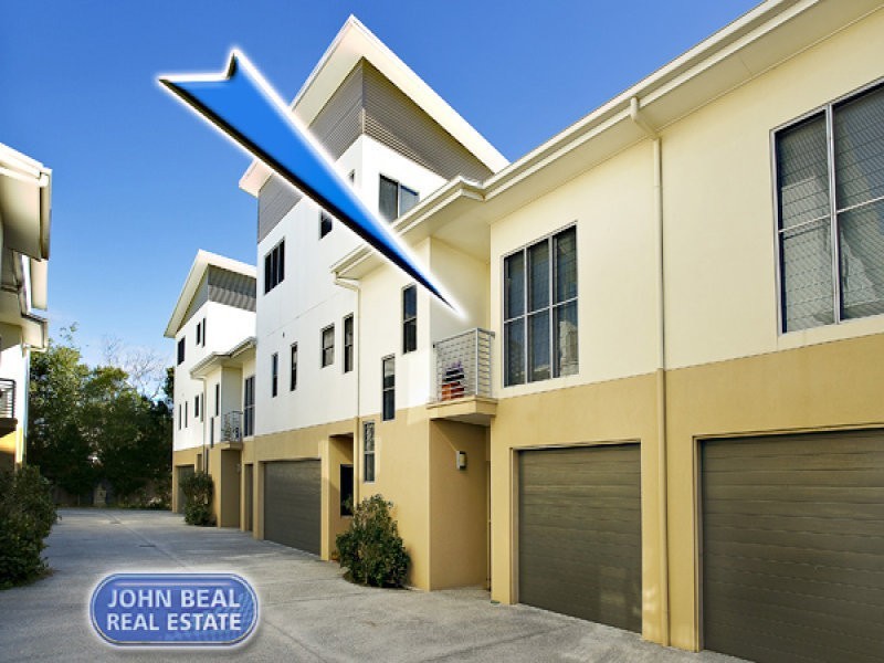 Unit 3/415 Scarborough Road, Scarborough QLD 4020