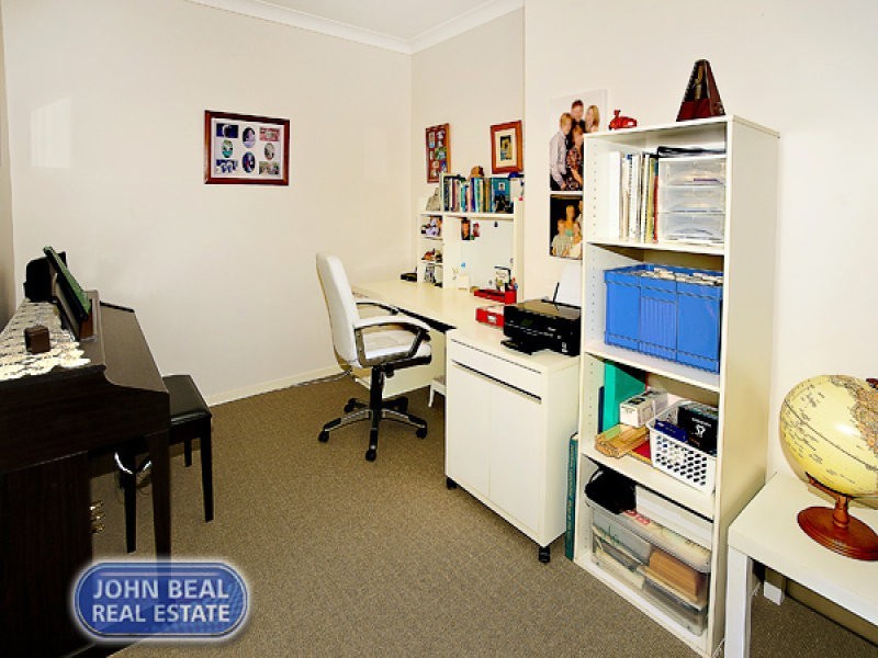 Unit 3/415 Scarborough Road, Scarborough QLD 4020