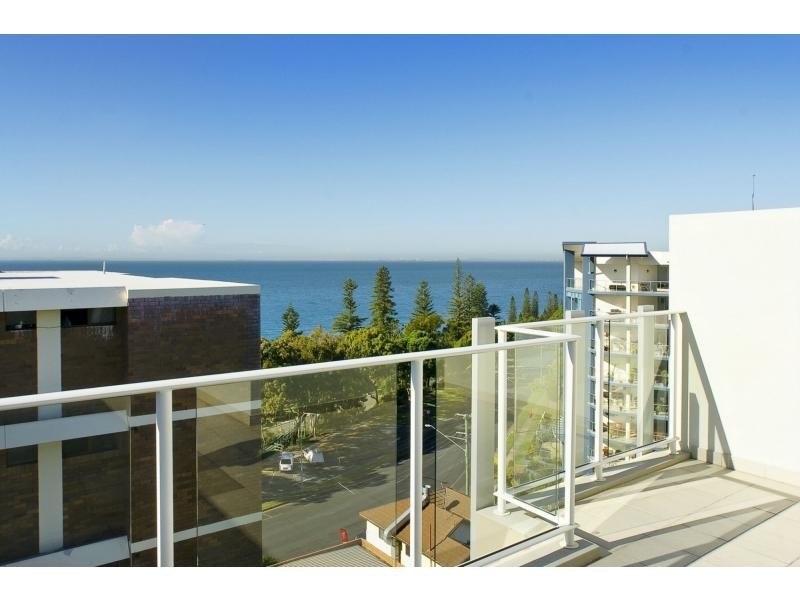 10/3 Sydney Street, Redcliffe QLD 4020