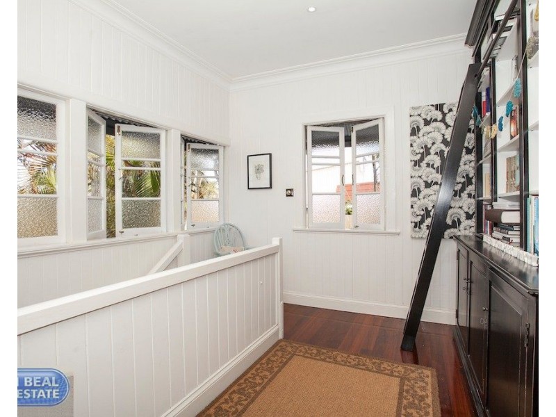 662 Oxley Avenue, Scarborough QLD 4020