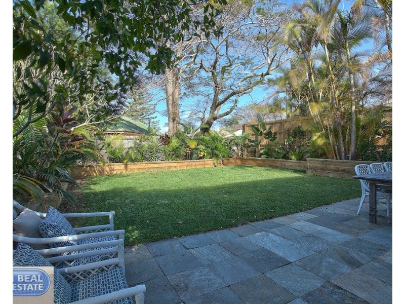 662 Oxley Avenue, Scarborough QLD 4020