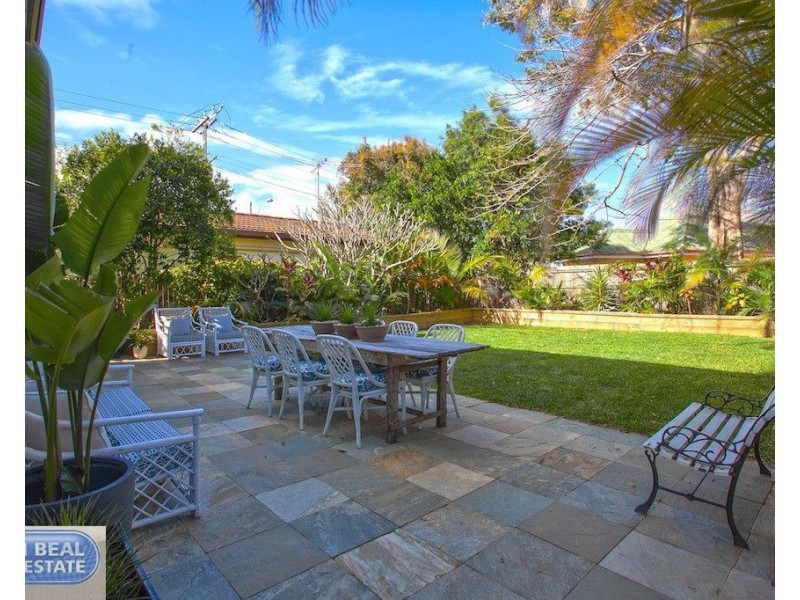 662 Oxley Avenue, Scarborough QLD 4020