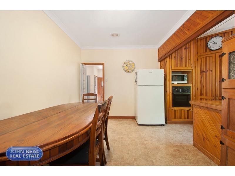 17 Seaville Avenue, Scarborough QLD 4020