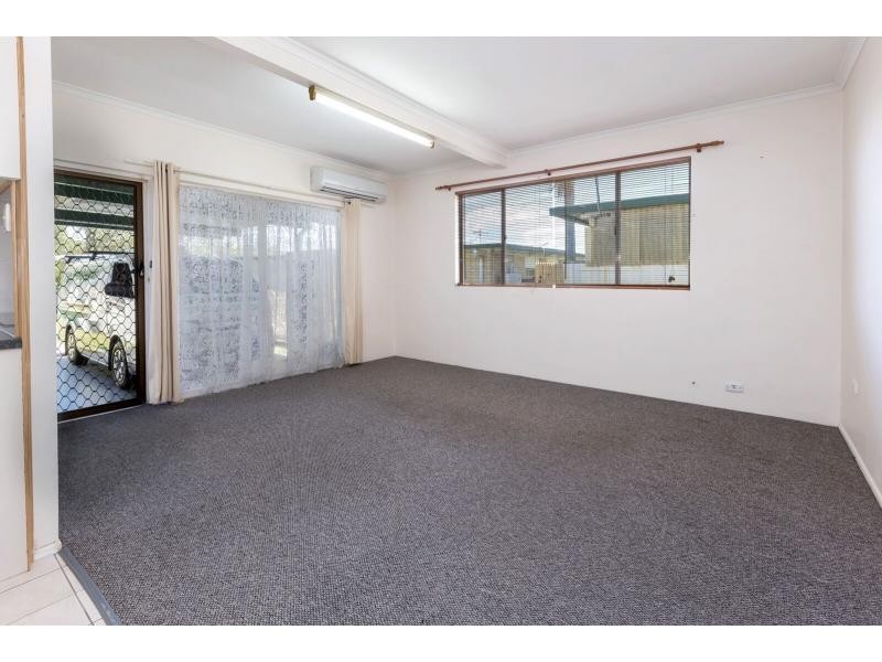 3/4 Longland Street, Redcliffe QLD 4020