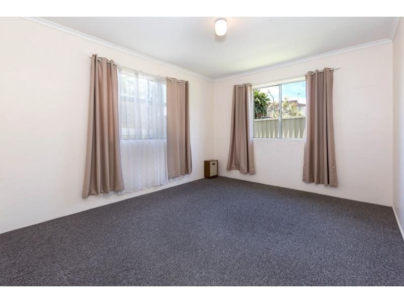 3/4 Longland Street, Redcliffe QLD 4020