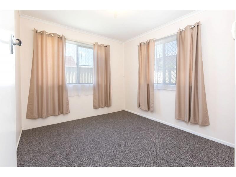 3/4 Longland Street, Redcliffe QLD 4020