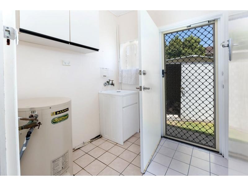 3/4 Longland Street, Redcliffe QLD 4020