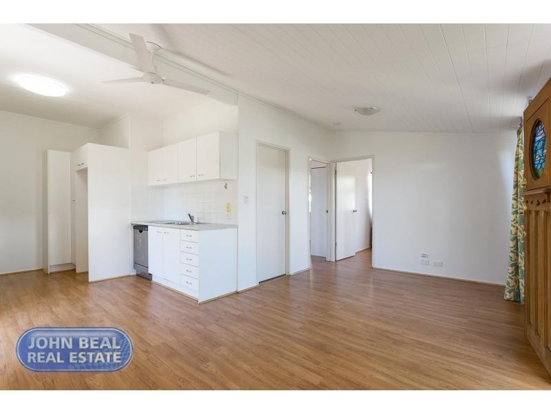 33 McAneny Street, Redcliffe QLD 4020