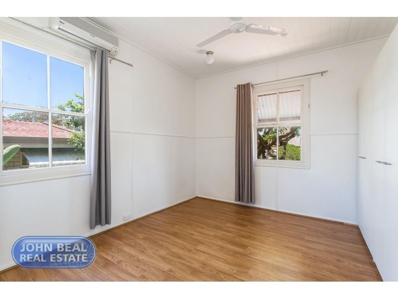 33 McAneny Street, Redcliffe QLD 4020