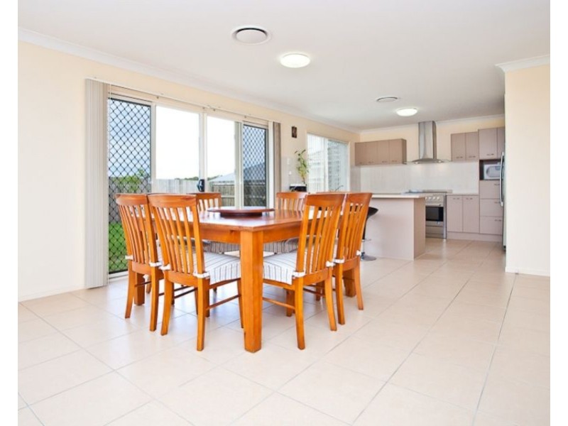 14 Sunstone Circuit, Mango Hill QLD 4509