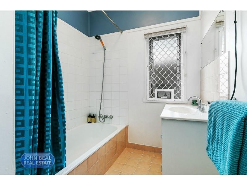 20 Arundal Street, Brighton QLD 4017