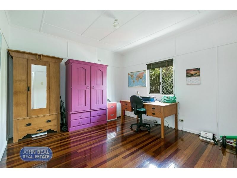 20 Arundal Street, Brighton QLD 4017