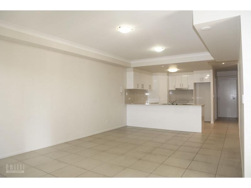 2/150-152 Mein Street, Scarborough QLD 4020