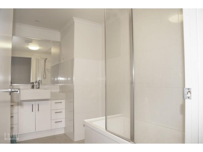 2/150-152 Mein Street, Scarborough QLD 4020