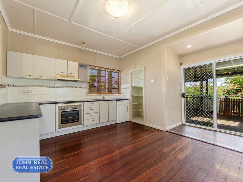 15 Rogers Road, Clontarf QLD 4019