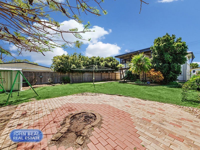 15 Rogers Road, Clontarf QLD 4019