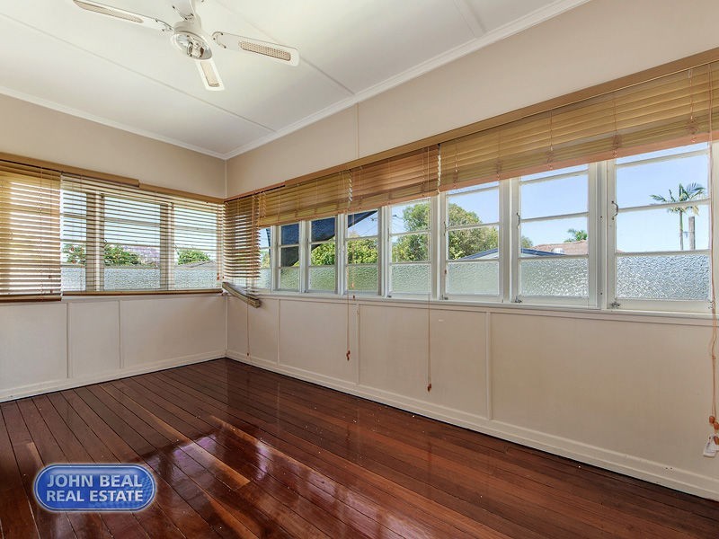 15 Rogers Road, Clontarf QLD 4019