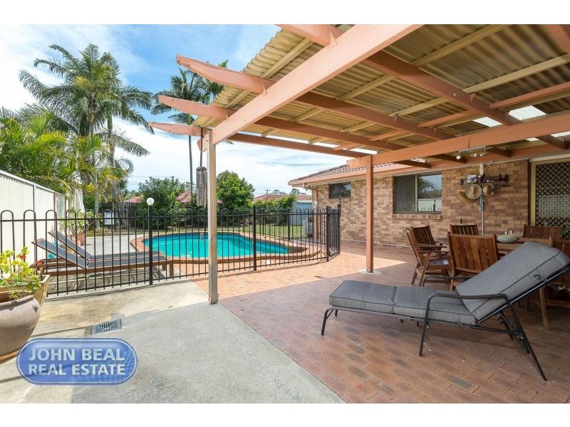 4 Claret Court, Kippa-ring QLD 4021