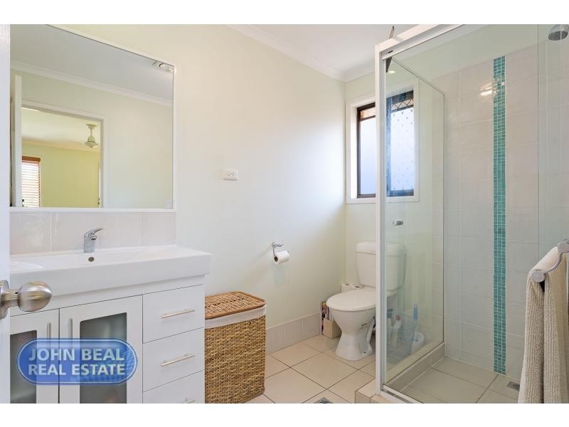 4 Claret Court, Kippa-ring QLD 4021