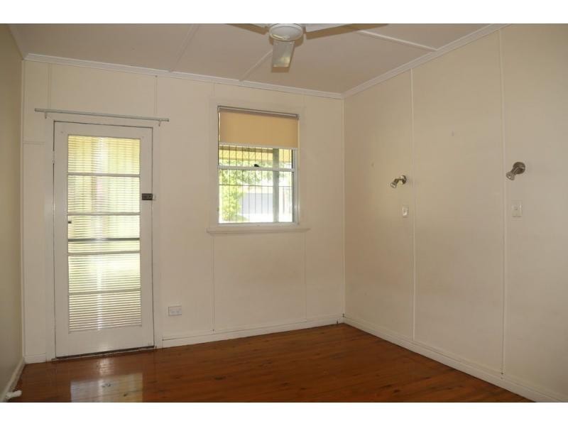 228 Queens Parade, Brighton QLD 4017