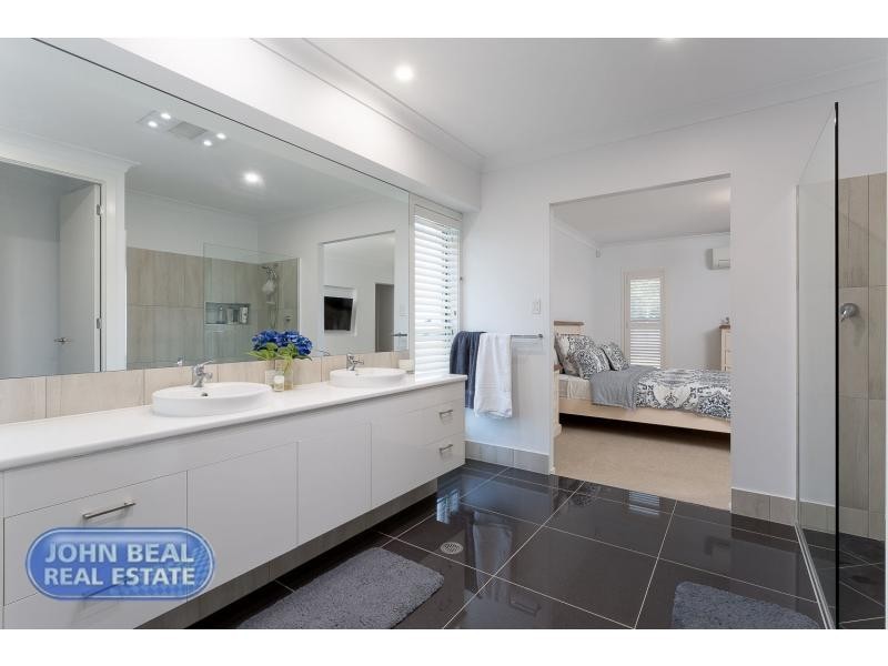 47 Dover Road, Margate QLD 4019