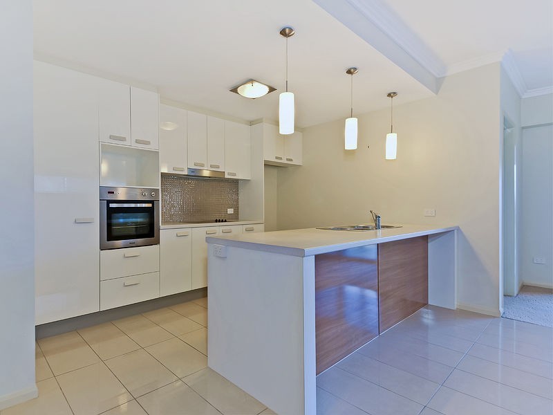 7/1 Sydney Street, Redcliffe QLD 4020