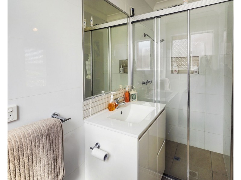 15 Coral Court, Kippa-ring QLD 4021