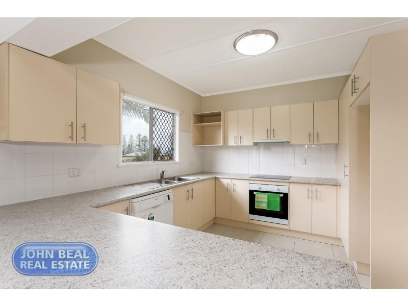 11 Albert Street, Margate QLD 4019