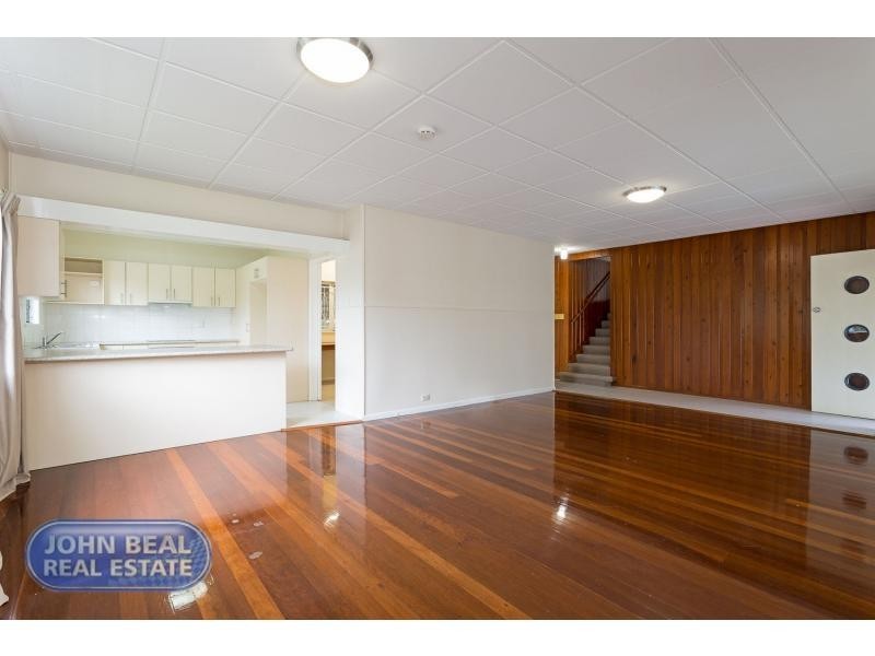 11 Albert Street, Margate QLD 4019