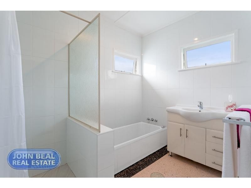 11 Albert Street, Margate QLD 4019