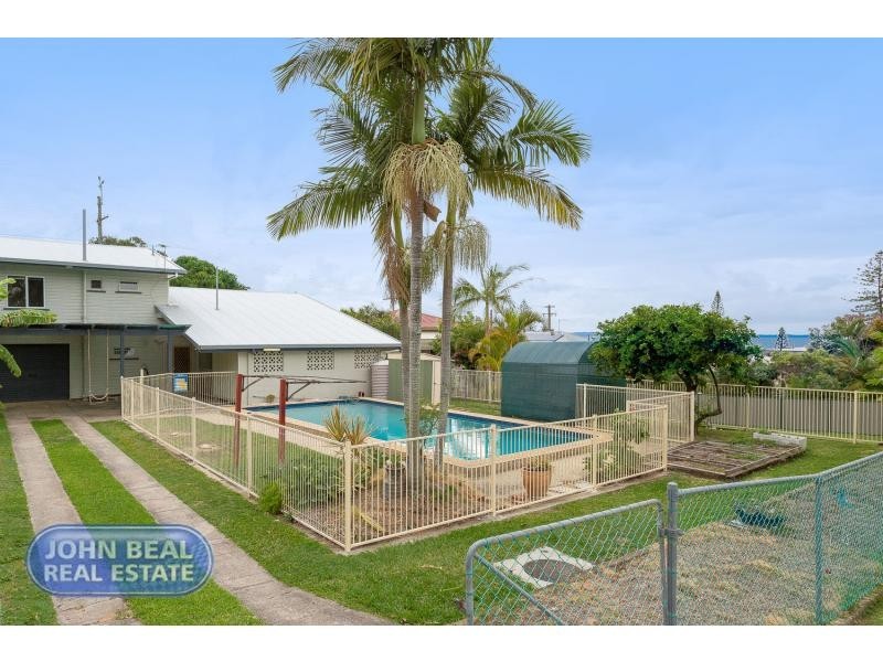 11 Albert Street, Margate QLD 4019
