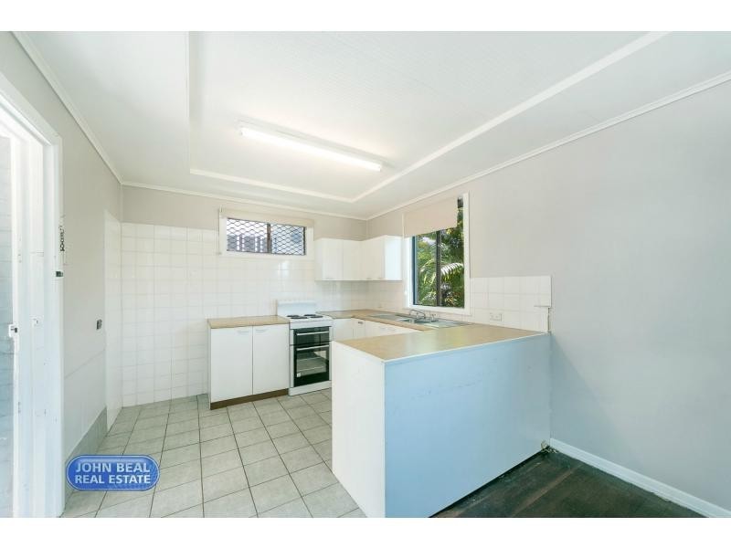 10 Ralph Street, Clontarf QLD 4019
