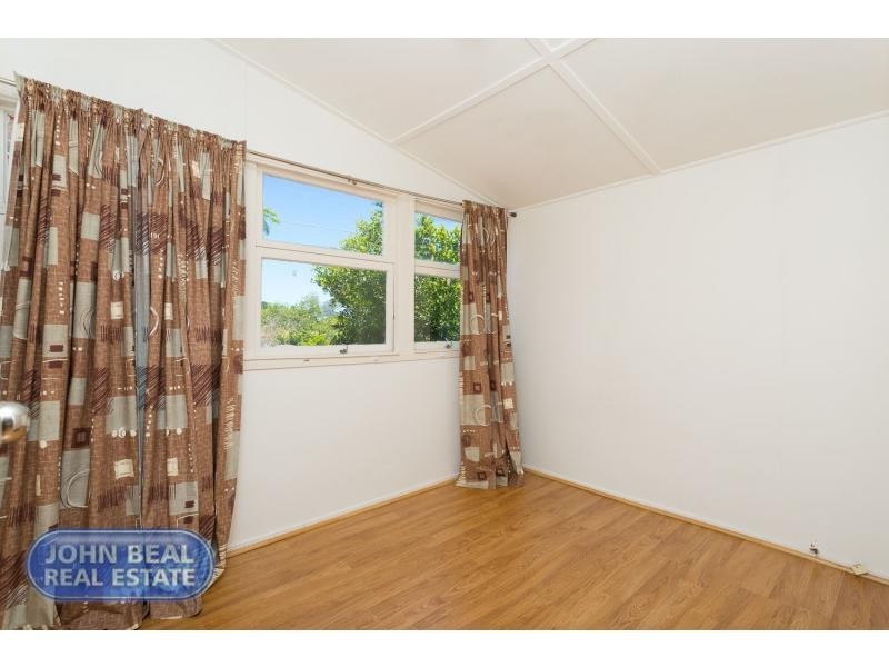 33 McAneny Street, Redcliffe QLD 4020