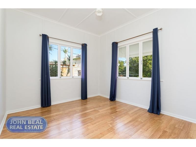 12 Ralph Street, Clontarf QLD 4019