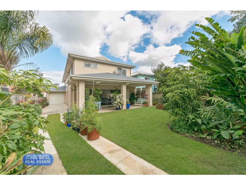 2 Donkin Street, Scarborough QLD 4020