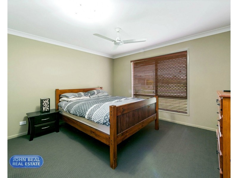 2/7 Otter Court, Rothwell QLD 4022