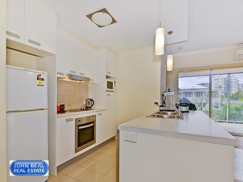 3/1 Sydney Street, Redcliffe QLD 4020