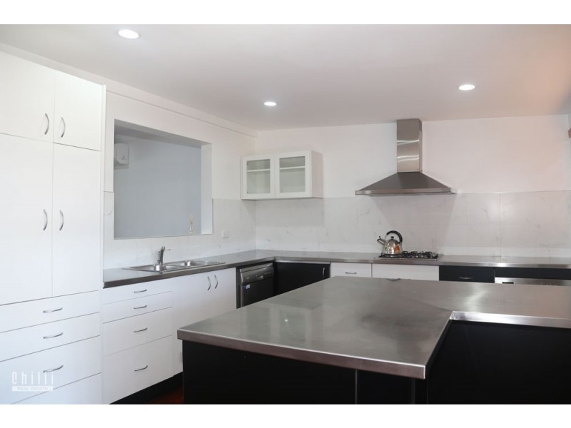 166 Hornibrook Esplanade, Clontarf QLD 4019