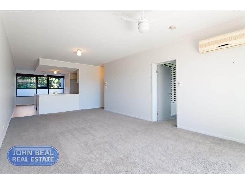 204/25 Dix Street, Redcliffe QLD 4020