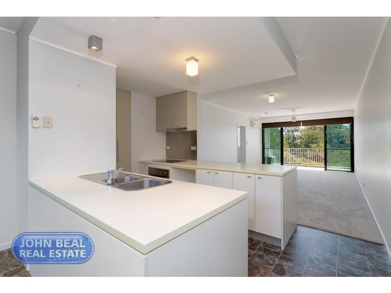 204/25 Dix Street, Redcliffe QLD 4020